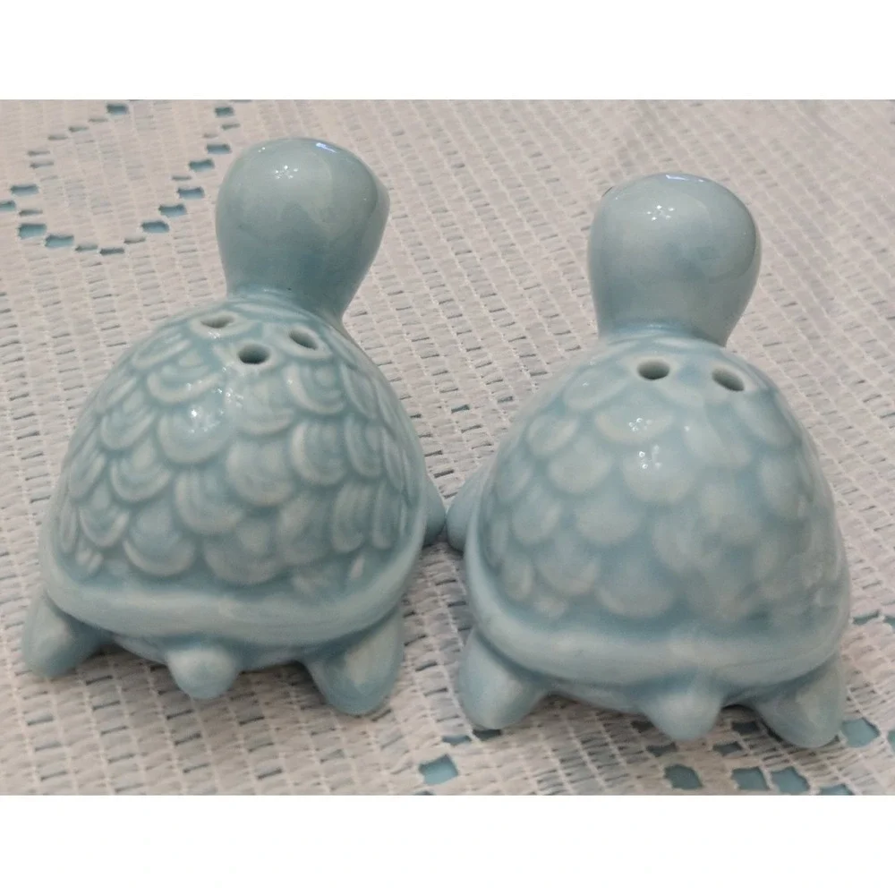 Salt And Pepper Blue‎ Set Of Ceramic Sea Turtles Collectable Vintage Un-used